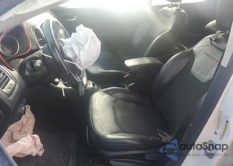 2019 Jeep Compass Trailhawk from USA, damaged, VIN 3C4NJDDB1KT781333